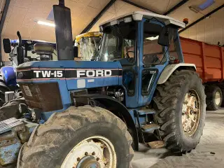 Ford TW 15