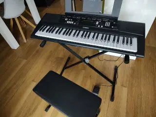 Yamaha keyboard EZ-220