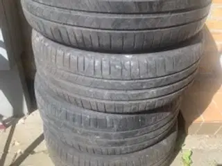 4 x 205/55R16 sommerdæk. 