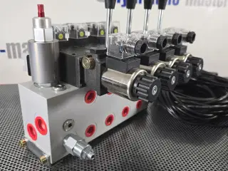 Proportionalventil Cetop Valve 4 funktioner 80l/m