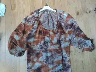 L083) bluse