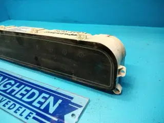 Ford 8210 Display 83953497