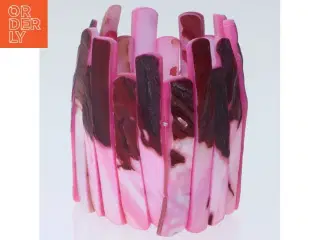 Pink armbånd i perlemor (str. 16 cm)