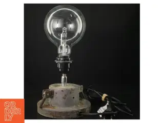 Industristil bordlampe (str. H 31)