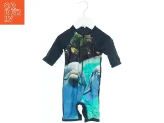 UV-beskyttende badedragt fra Name It (str. 74)