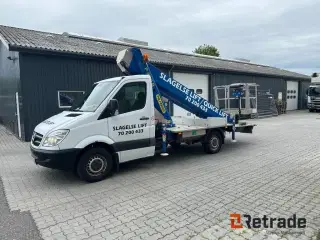 Mercedes Sprinter med Palfinger P220B 22 meter lift