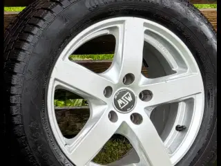 Vinterhjul på alufælge 205/60r16