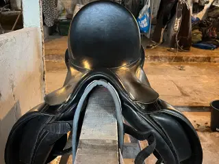 Ken Taur young dressage 16” 