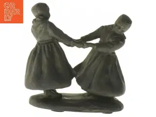 Figur af to dansende kvinder (str. 14x14x10 cm)