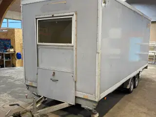 Skurvogn med god plads.