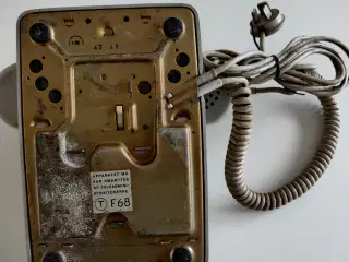 gl. grå telefon m. drejeskive