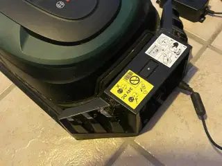 Robotplæneklipper Bosch M+ 700