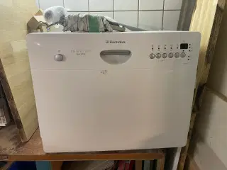 Electrolux ESF 2440 bordopvaskemaskine