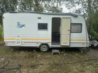 Knaus campingvogn, Sudwind 475 fra 2000