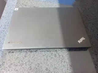 Lenovo bærbar 2.40ghz, i5 8gb ram 14"