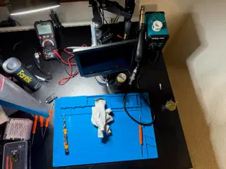 Laptop & Telefon Reparation –Send & Return Service