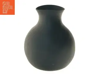 Gulvvase i sort fra Menu (str. Ø 10 cm længde 19,5 cm)