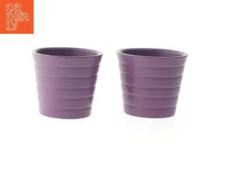 To lilla potteskjuler (str. Ø 7 cm Længde 6 cm)