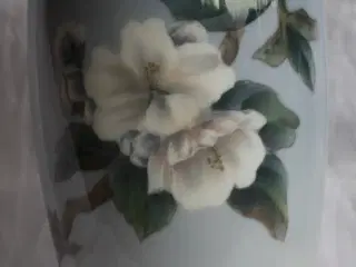 Vase med blomstrende æblegren fra RC 