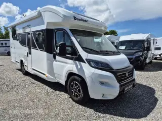 2022 - Benimar Mileo 263   Automatgear. solcelle. Batteri. inverter.  markise. luftundervogn på bagaksel. Emhætte. lædersæder.  KUN 4800 KM!!!!