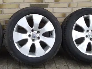 Volvo alufælge med dæk 