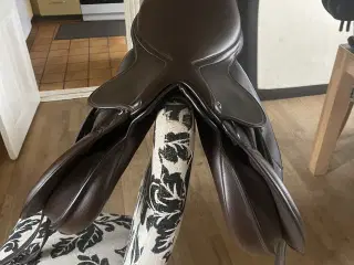 Global springsadel 17”