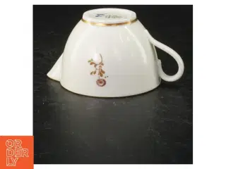 Porcelæns flødekande med blomstermotiv fra B&G
