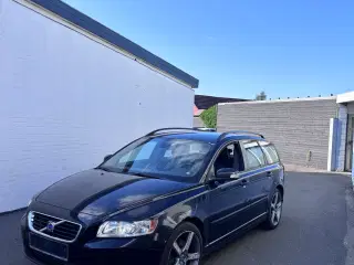 Volvo v50 fin bil 