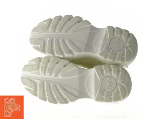 Buffalo Classic Low sneakers (str. 38)