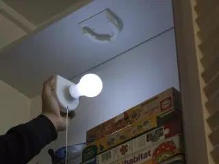 Transportabel LED-Pære Stilamp InnovaGoods