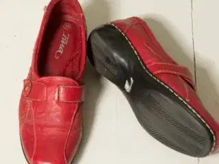 Røde sko