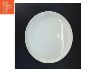 Hvid keramisk fad fra Gry Fager (str. Ø 32 cm)
