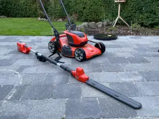 Plæneklipper 2025 + stangklipper 2024 halv pris.