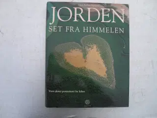jorden set fra himlen