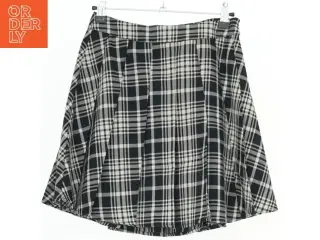 Sort og hvidternet nederdel fra Frakment (str. XS)