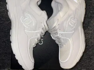 Helt nye Chanel sneaker