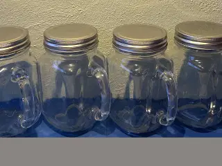 Drikke eller Opbevaringskrus i glas