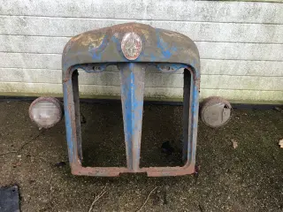 Fordson front