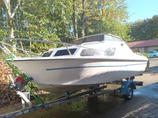 Excalibre 155 basic carbin båd 