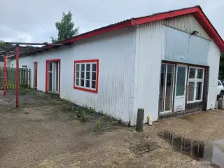 150m2. Isoleret og opvarmet Lager