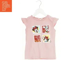 T-Shirt fra Disney (str. 122 cm)