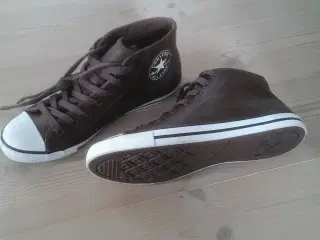 Converse All Stars sneakers i brunt skind