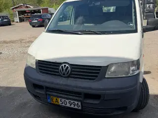 Vw transporter 2.5tdi holder syn 1.5år