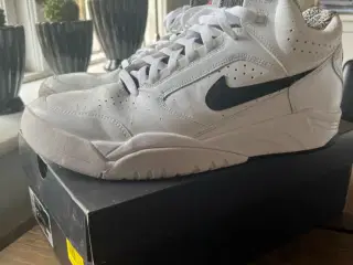 Nike Air Flight 