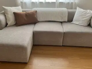 Venstrevendt chaiselong sofa