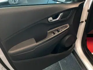 Hyundai Kona 64 EV Trend