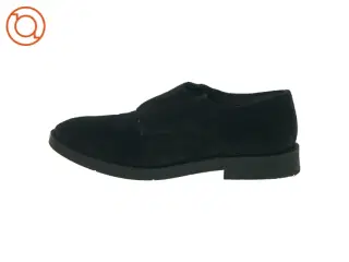 Sko fra B&CO (str. 38)