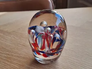 Brevpresse i glas