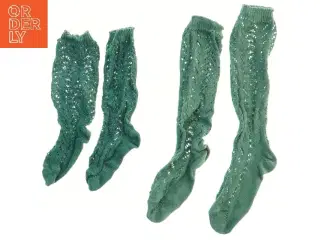 Grønne strømper med hulmønster (str. fod 17 cm)