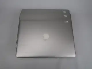 3 x MacBook - delvis / hel defekt - se bekrivelse af hver